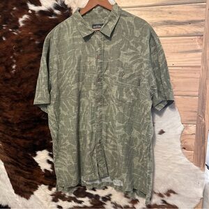 Vintage Woolrich Men’s Short Sleeve Button Down Linen/Cotton Floral Size 2XL